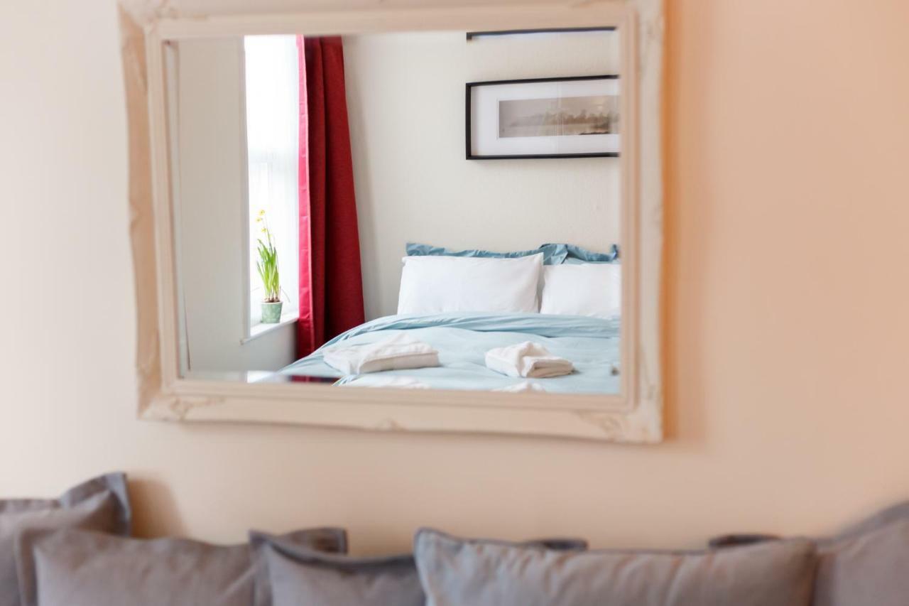 Stylish Town Centre Apartment Close To Beach And Shops Bournemouth Exteriér fotografie
