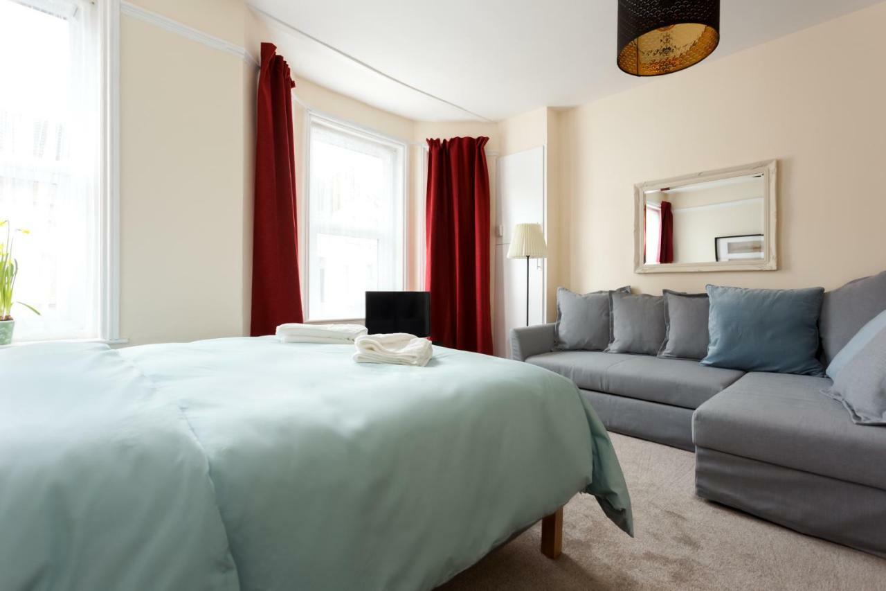 Stylish Town Centre Apartment Close To Beach And Shops Bournemouth Exteriér fotografie